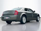 Used 2008 Chrysler 300 Touring image 2