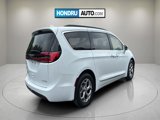 Used 2022 Chrysler Pacifica Limited image 4