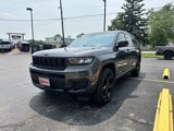 Used 2022 Jeep Grand Cherokee L Laredo image 3