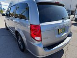 Used 2017 Dodge Grand Caravan SXT image 4