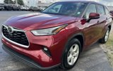 Used 2022 Toyota Highlander LE image 4