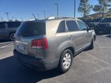Used 2012 Kia Sorento LX w/ Convenience Pkg image 2