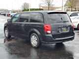 Used 2019 Dodge Grand Caravan SE image 3
