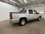 Used 2009 Chevrolet Avalanche LS image 5