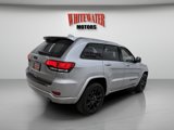 Used 2017 Jeep Grand Cherokee Altitude image 4
