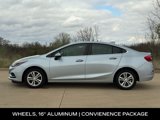 Used 2017 Chevrolet Cruze LT w/ Convenience Package image 2