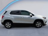 Used 2022 Chevrolet Trax LS w/ Tint and Cruise Package image 3