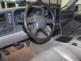 Used 2003 Chevrolet Suburban Z71 image 5