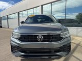 Used 2022 Volkswagen Tiguan SE R-Line image 2