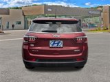 Used 2022 Jeep Compass Latitude image 4