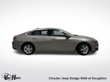 Used 2022 Chevrolet Malibu LT image 2