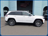 New 2025 Jeep Grand Cherokee Limited image 2