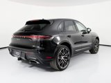 Certified 2024 Porsche Macan image 5