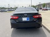 Used 2020 Toyota Camry SE image 3
