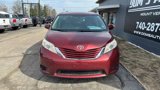 Used 2015 Toyota Sienna LE image 3
