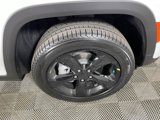 New 2025 Jeep Grand Cherokee Limited w/ Black Appearance Package image 4
