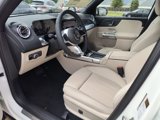 New 2025 Mercedes-Benz GLB 250 image 2