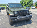 Used 2021 Jeep Gladiator Sport image 2
