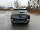 New 2025 Volkswagen Taos SE image 6