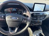 Used 2020 Ford Escape SE image 2