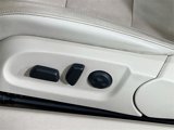 Used 2014 Volkswagen Eos Executive image 3