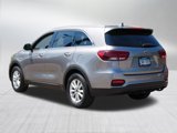 Used 2019 Kia Sorento LX w/ LX Convenience Package image 5