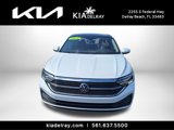Used 2023 Volkswagen Jetta SE image 5