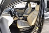 Used 2017 Cadillac XT5 FWD image 4