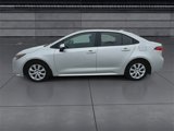 Used 2025 Toyota Corolla LE image 5