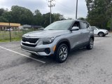 Certified 2021 Kia Seltos EX image 2
