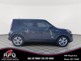 Used 2015 Kia Soul + image 6