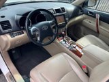 Used 2011 Toyota Highlander Limited image 2