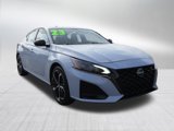 Used 2023 Nissan Altima 2.5 SR image 2