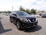 Used 2017 Nissan Pathfinder S image 2