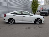 Used 2019 Honda Civic Touring image 4
