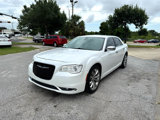 Used 2016 Chrysler 300 C image 3