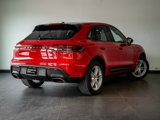 Certified 2024 Porsche Macan image 5