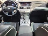 Used 2017 INFINITI Q70 L 3.7 image 2