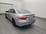 Used 2016 Toyota Camry SE image 5