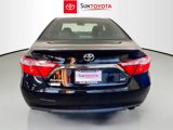 Used 2017 Toyota Camry SE image 5