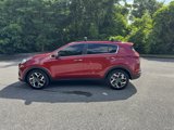 Used 2022 Kia Sportage EX w/ EX Technology Package image 2