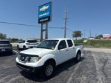 Used 2016 Nissan Frontier SV image 2