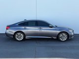 Used 2020 Honda Accord Touring image 2
