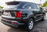 Used 2021 Kia Sorento LX image 5