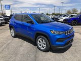 Used 2024 Jeep Compass Sport image 3