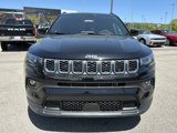 New 2025 Jeep Compass Latitude image 2