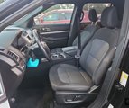 Used 2018 Ford Explorer XLT image 3