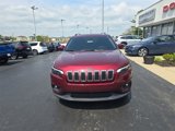 Certified 2019 Jeep Cherokee Latitude w/ Popular Appearance Group image 2