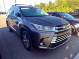 Used 2019 Toyota Highlander XLE image 3