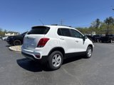 Used 2022 Chevrolet Trax LT w/ LT Convenience Package image 5